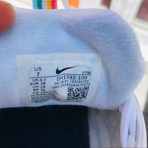 Nike Air Max 97 Triple White 2021 Size 7 (used only once). - Picture 6 of 6